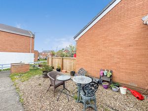 Photo 17- click for photo gallery